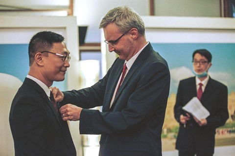 Un Docteur vietnamien honoré par la France